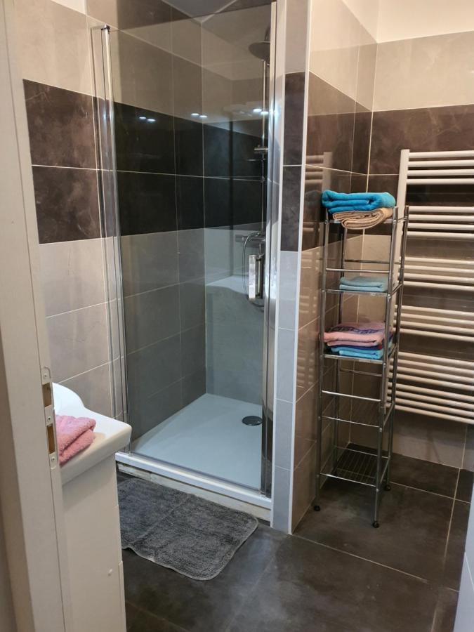 Le Cocon De Troyes Apartment Bagian luar foto